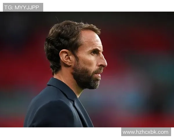 英超球队年轻球员培养及使用策略